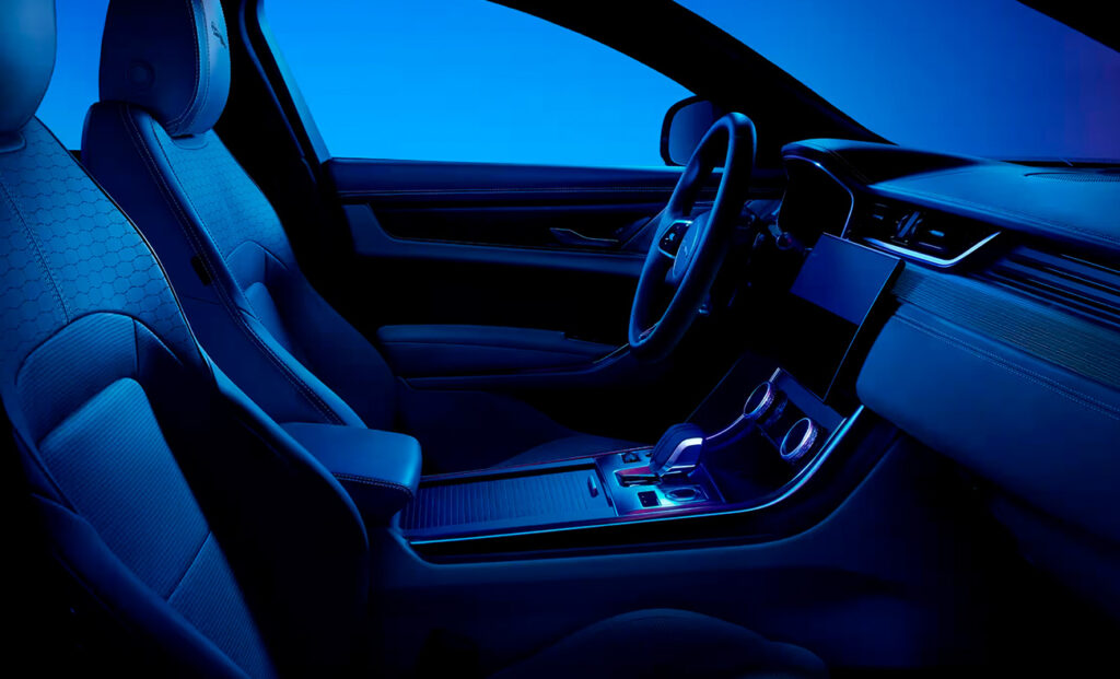 2023 Jaguar XF interior